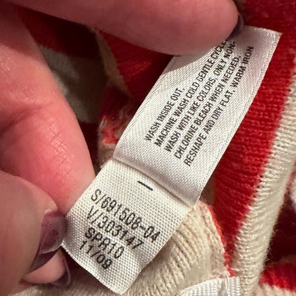 GAP Women's Sweater Cotton Silk V-Neck Size M Red Stripe Preppy Nautical French - Picture 6 of 9